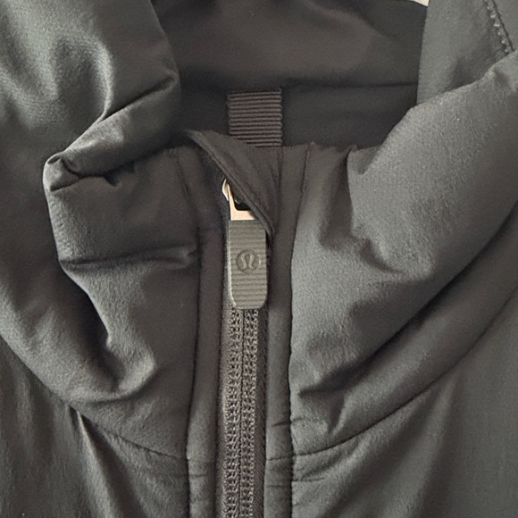 Lululemon Push Your Pace Black Vest LIKE NEW - Picture 5 of 7